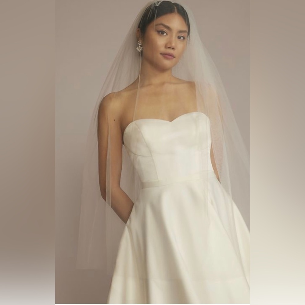 David's Bridal Elegant White Veil